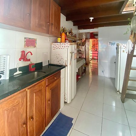 Casamarelo Hostel Salvador Luaran gambar