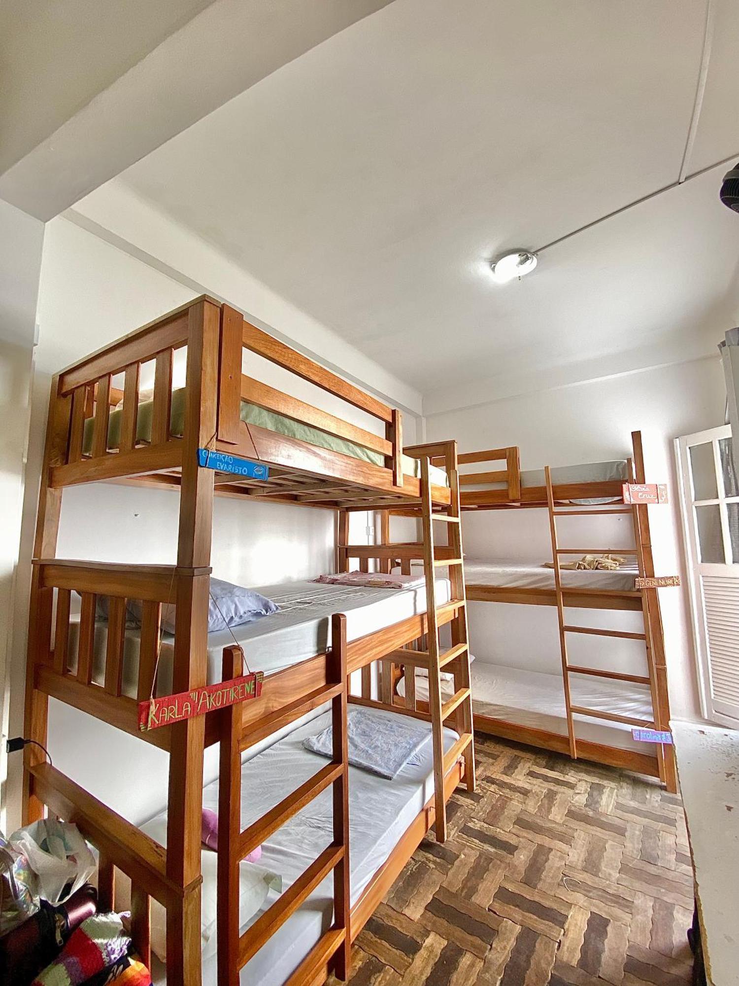 Casamarelo Hostel Salvador Luaran gambar
