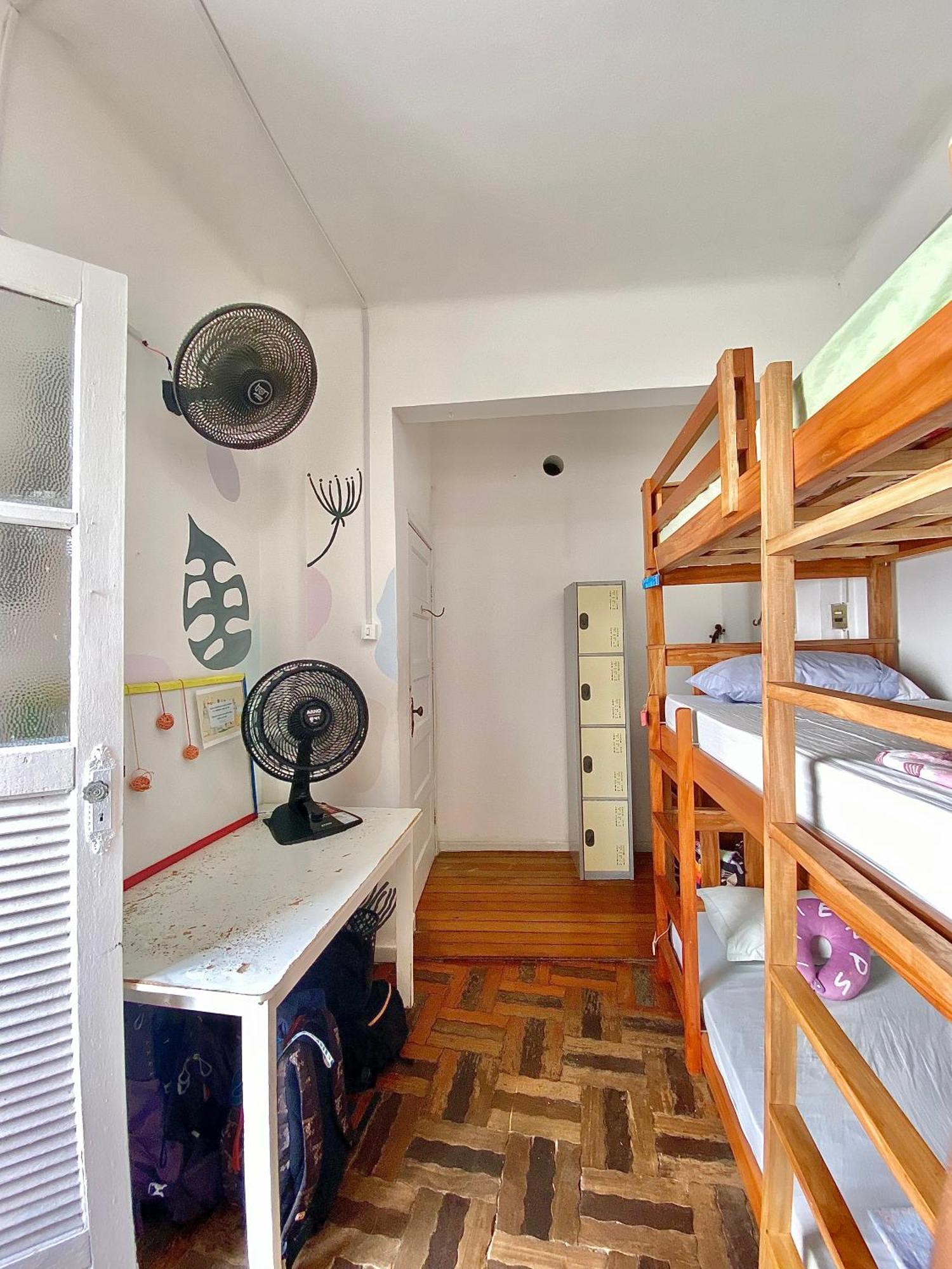 Casamarelo Hostel Salvador Luaran gambar