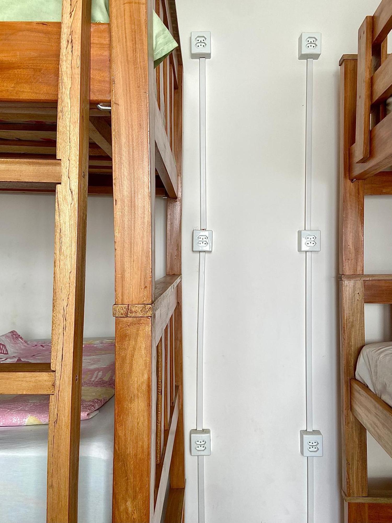 Casamarelo Hostel Salvador Luaran gambar
