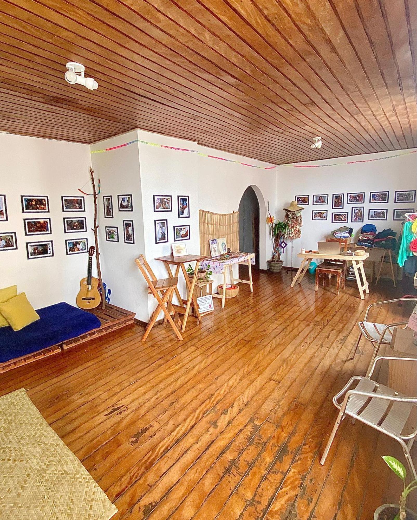 Casamarelo Hostel Salvador Luaran gambar