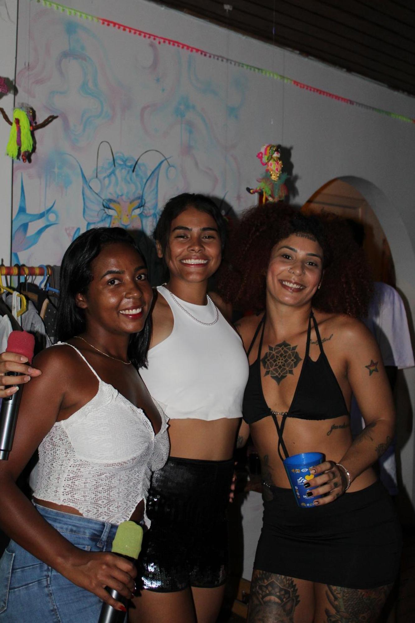 Casamarelo Hostel Salvador Luaran gambar