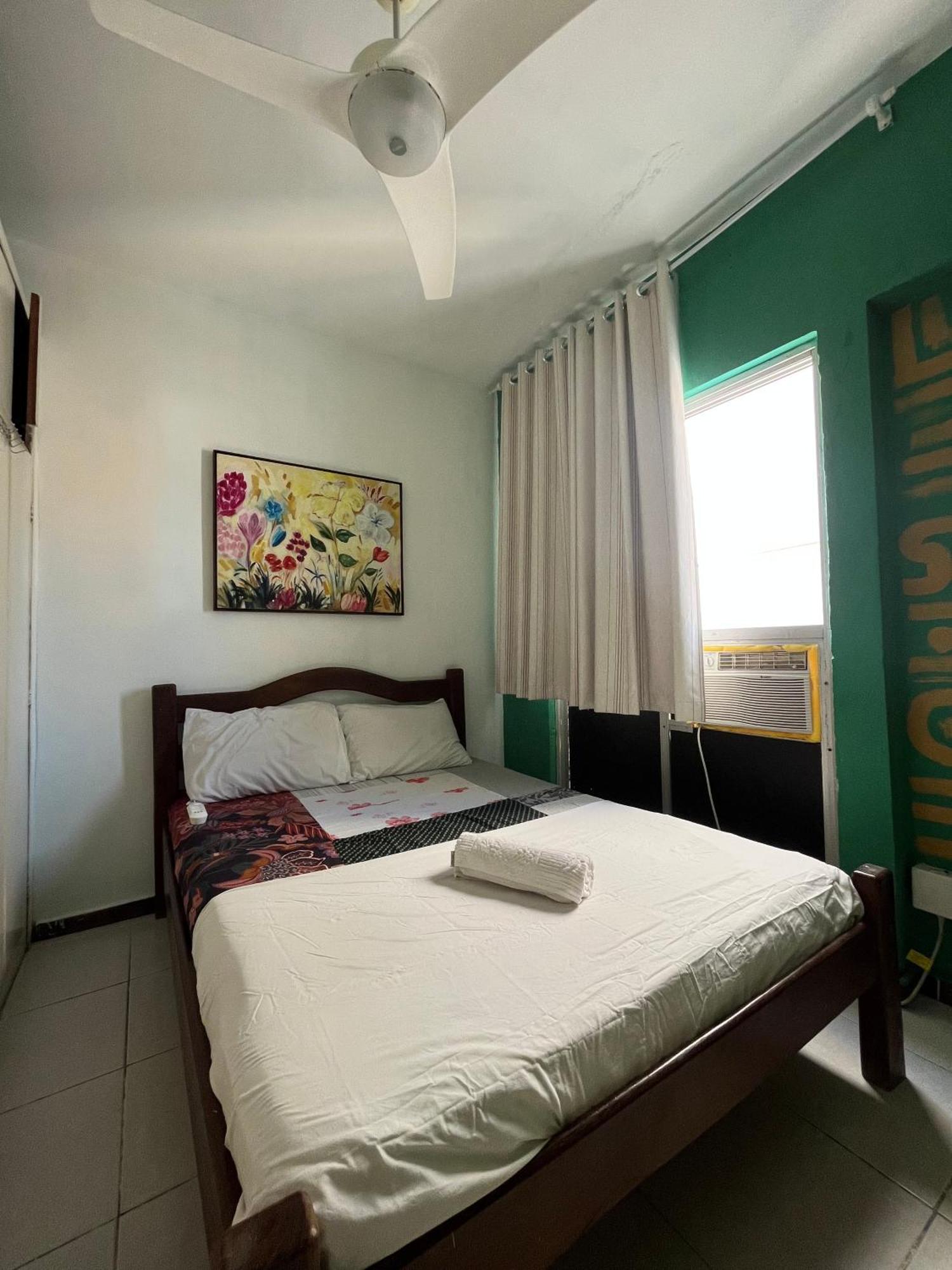 Casamarelo Hostel Salvador Luaran gambar