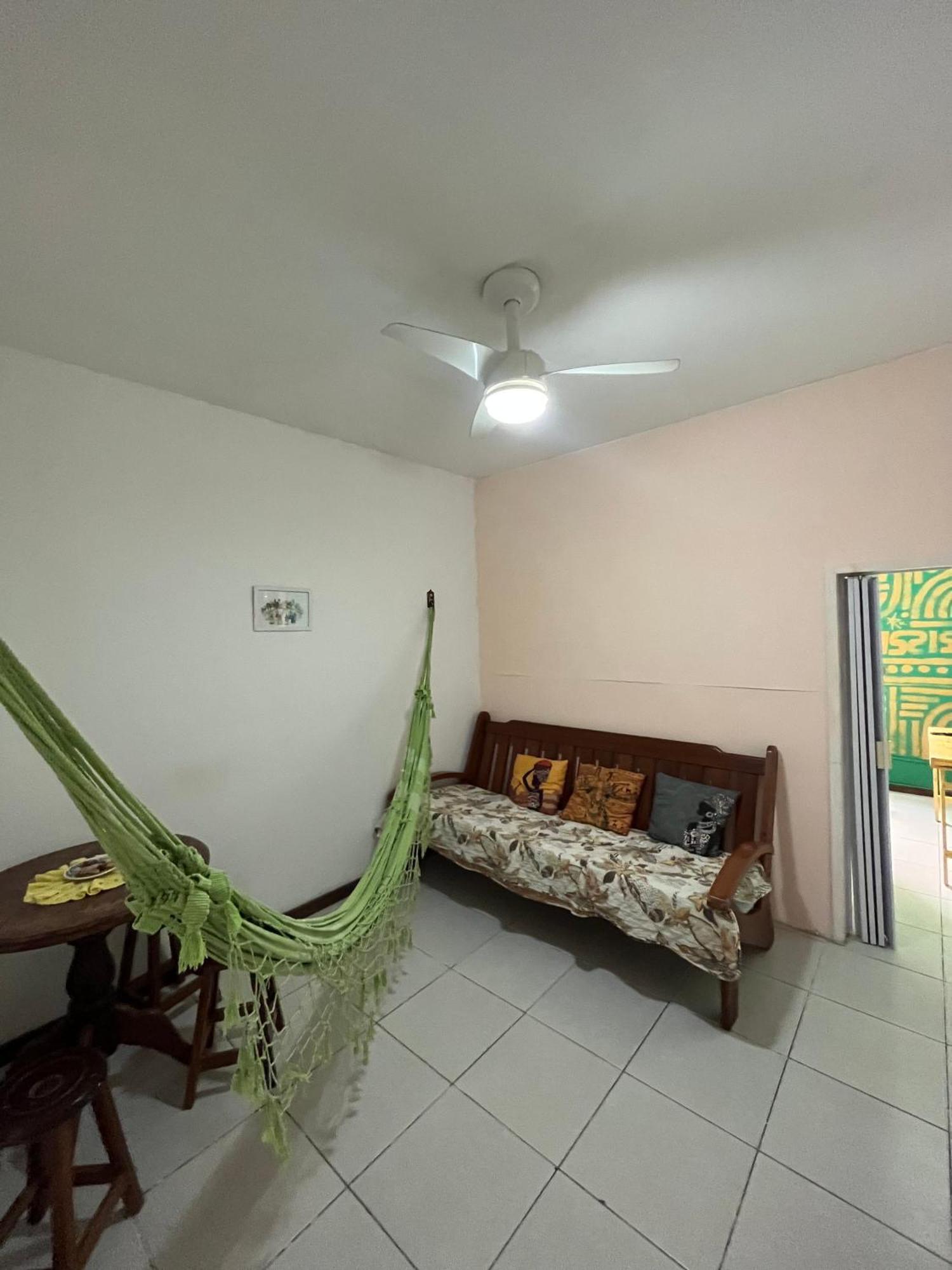 Casamarelo Hostel Salvador Luaran gambar